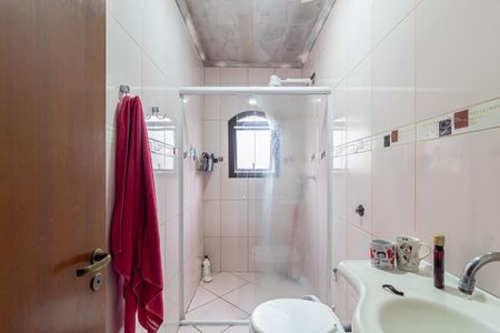 Casa à venda com 210m², 4 quartos e 2 vagas Casa à venda com 210m², 4 quartos e 2 vagasBanheiro 1