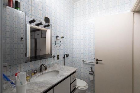 Banheiro da Suíte de casa à venda com 4 quartos, 309m² em Vila Nivi, São Paulo