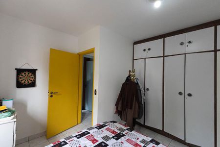 Casa à venda com 309m², 4 quartos e 3 vagas Casa à venda com 309m², 4 quartos e 3 vagasQuarto 2