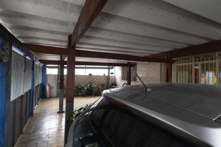 Casa à venda com 309m², 4 quartos e 3 vagas Casa à venda com 309m², 4 quartos e 3 vagasGaragem