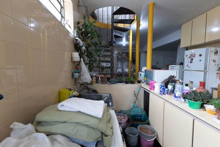 Casa à venda com 309m², 4 quartos e 3 vagas Casa à venda com 309m², 4 quartos e 3 vagasCozinha / Copa / Área de Serviço