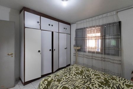 Casa à venda com 309m², 4 quartos e 3 vagas Casa à venda com 309m², 4 quartos e 3 vagasSuíte