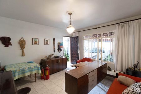 Sala 1 de casa à venda com 4 quartos, 309m² em Vila Nivi, São Paulo