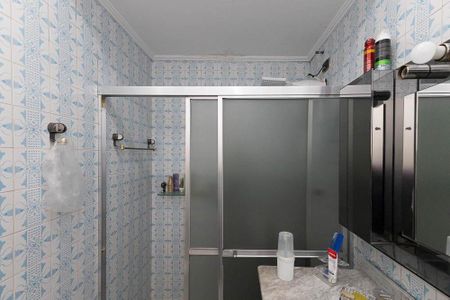 Casa à venda com 309m², 4 quartos e 3 vagas Casa à venda com 309m², 4 quartos e 3 vagasBanheiro da Suíte