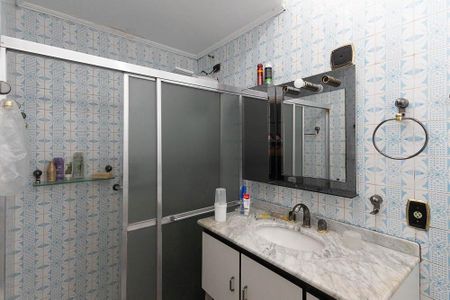 Casa à venda com 309m², 4 quartos e 3 vagas Casa à venda com 309m², 4 quartos e 3 vagasBanheiro da Suíte