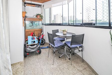 Varanda de apartamento para alugar com 3 quartos, 95m² em Vila Anglo Brasileira, São Paulo