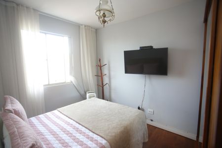 Quarto de apartamento para alugar com 2 quartos, 87m² em Cidade Jardim, Belo Horizonte
