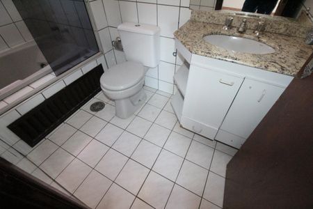 Apartamento para alugar com 105m², 3 quartos e 2 vagasBanheiro da Suíte