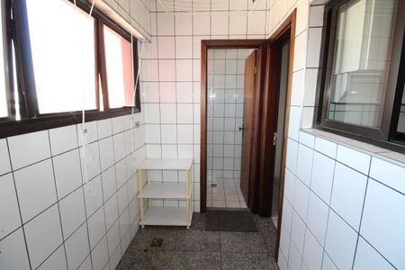 Apartamento para alugar com 105m², 3 quartos e 2 vagasÁrea de Serviço