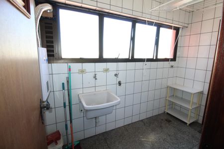 Apartamento para alugar com 105m², 3 quartos e 2 vagasÁrea de Serviço