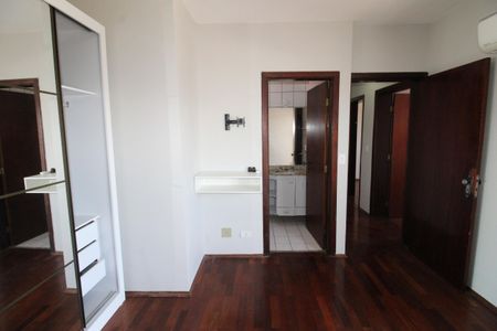 Apartamento para alugar com 105m², 3 quartos e 2 vagasSuíte
