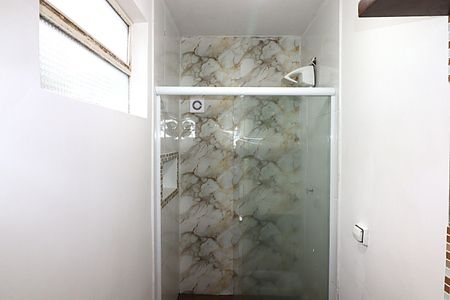 Apartamento para alugar com 69m², 2 quartos e sem vagaBanheiro 