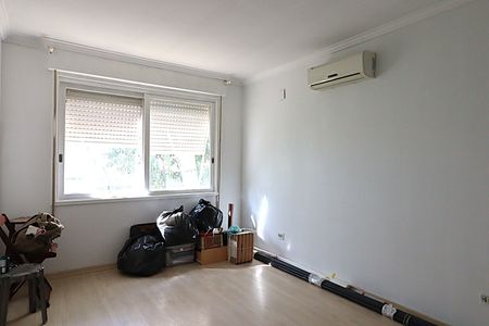 Sala de apartamento para alugar com 2 quartos, 69m² em Passo D’areia, Porto Alegre