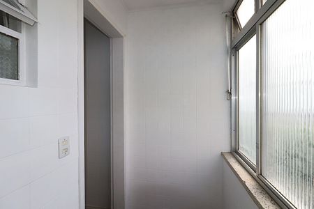 Apartamento para alugar com 69m², 2 quartos e sem vagaÁrea de Serviço