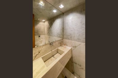 Apartamento à venda com 4 quartos, 180m² em Lourdes, Belo Horizonte