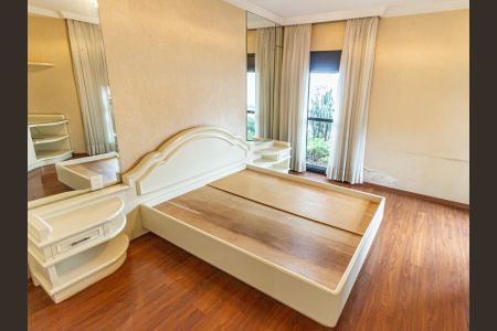 Apartamento à venda com 243m², 4 quartos e 3 vagasSuíte 1