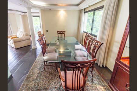 Apartamento à venda com 243m², 4 quartos e 3 vagasSala de Jantar