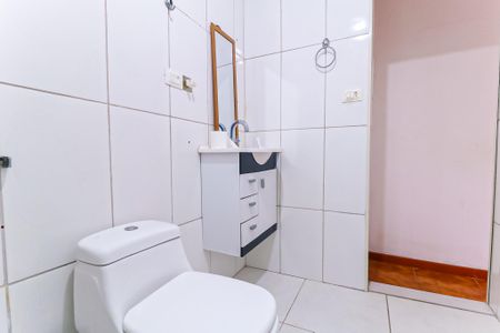 Casa para alugar com 54m², 1 quarto e sem vaga Casa para alugar com 54m², 1 quarto e sem vagaBanheiro