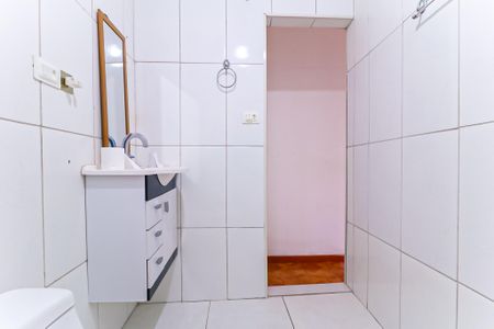 Casa para alugar com 54m², 1 quarto e sem vaga Casa para alugar com 54m², 1 quarto e sem vagaBanheiro
