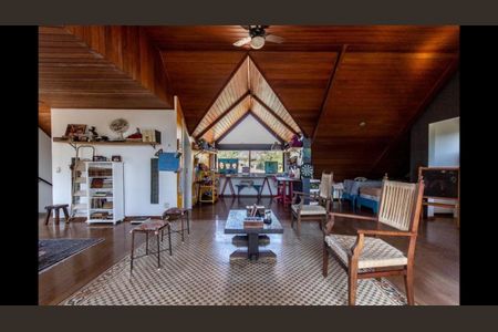 Casa de Condomínio à venda com 3 quartos, 450m² em Jardim Viana, São Paulo