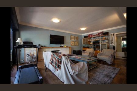 Casa de condomínio à venda com 450m², 3 quartos e 5 vagas