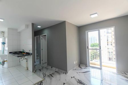 Sala de apartamento para alugar com 2 quartos, 47m² em Itaquera, São Paulo