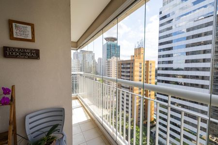 Varanda de apartamento para alugar com 2 quartos, 79m² em Empresarial 18 do Forte, Barueri