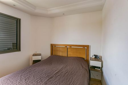 Quarto 1 de apartamento para alugar com 2 quartos, 59m² em Vila Santo Estefano, São Paulo