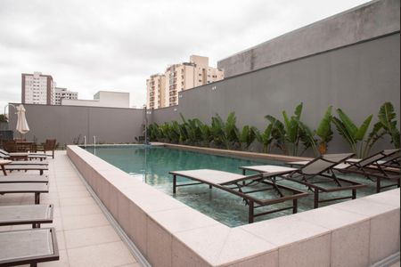 Apartamento para alugar com 37m², 1 quarto e 1 vagaÁrea comum - Piscina