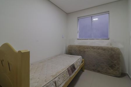 Quarto 1 de apartamento para alugar com 2 quartos, 50m² em Jardim Itapark Velho, Mauá