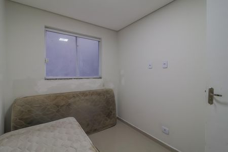 Quarto 1 de apartamento para alugar com 2 quartos, 50m² em Jardim Itapark Velho, Mauá