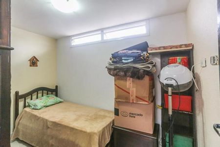 Casa à venda com 4 quartos, 320m² em Rio Pequeno, São Paulo