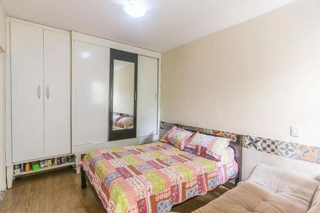 Casa à venda com 4 quartos, 320m² em Rio Pequeno, São Paulo