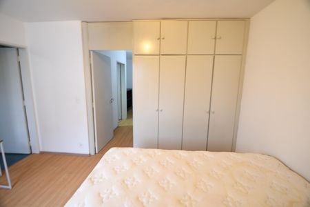 Apartamento à venda com 40m², 1 quarto e 1 vagaQuarto