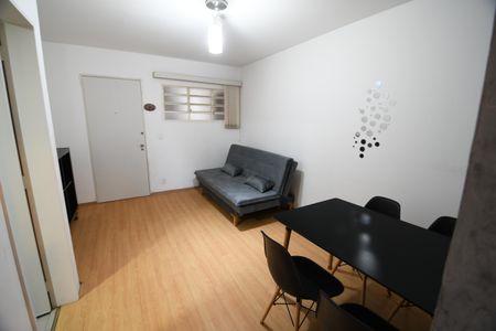 Sala de apartamento para alugar com 1 quarto, 40m² em Centro, Campinas