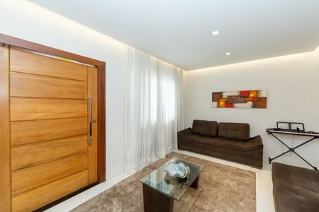SALA de casa à venda com 3 quartos, 273m² em João Pinheiro, Belo Horizonte