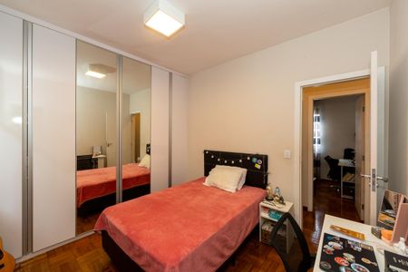 Casa à venda com 273m², 3 quartos e 2 vagas Casa à venda com 273m², 3 quartos e 2 vagasQUARTO3