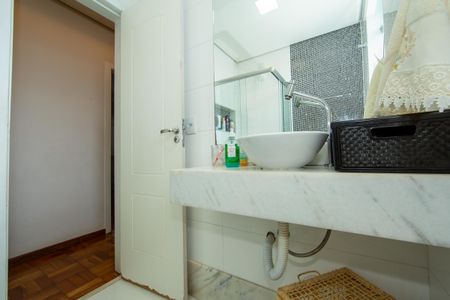 Casa à venda com 273m², 3 quartos e 2 vagas Casa à venda com 273m², 3 quartos e 2 vagasBANHEIRO1