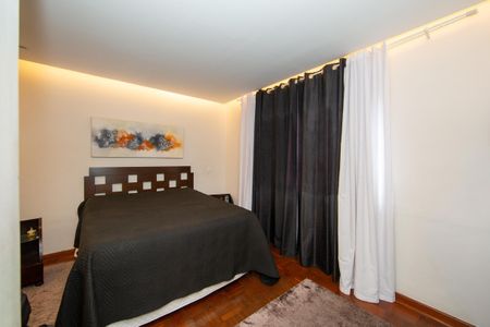 Casa à venda com 273m², 3 quartos e 2 vagas Casa à venda com 273m², 3 quartos e 2 vagasQUARTO2