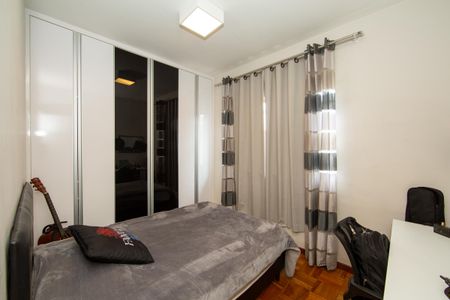 Casa à venda com 273m², 3 quartos e 2 vagas Casa à venda com 273m², 3 quartos e 2 vagasQUARTO1