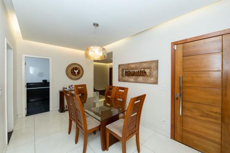 SALA de casa à venda com 3 quartos, 273m² em João Pinheiro, Belo Horizonte