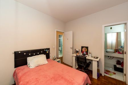 Casa à venda com 273m², 3 quartos e 2 vagas Casa à venda com 273m², 3 quartos e 2 vagasQUARTO3