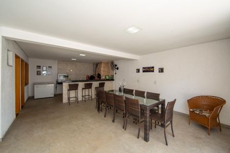 Casa à venda com 273m², 3 quartos e 2 vagas Casa à venda com 273m², 3 quartos e 2 vagasESPACO GOURMET