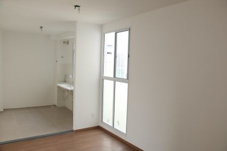 sala de apartamento para alugar com 2 quartos, 45m² em Jardim Alvorada, Nova Iguaçu