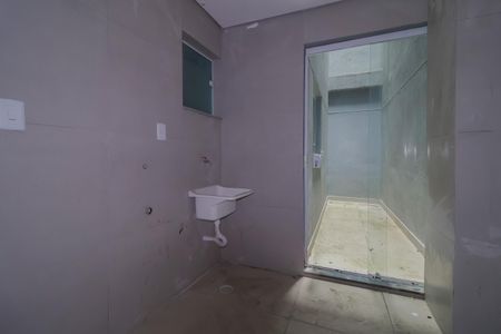 Área de serviço de apartamento para alugar com 1 quarto, 42m² em Jardim Itapark Velho, Mauá