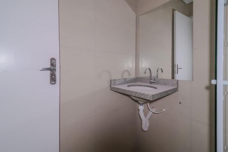 Banheiro de apartamento para alugar com 1 quarto, 38m² em Jardim Itapark Velho, Mauá