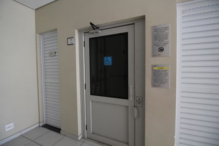 Apartamento à venda com 44m², 2 quartos e sem vagaElevador PCD