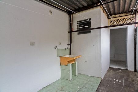 Casa à venda com 130m², 3 quartos e 2 vagas Casa à venda com 130m², 3 quartos e 2 vagasÁrea de Serviço