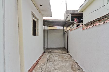 Casa à venda com 130m², 3 quartos e 2 vagas Casa à venda com 130m², 3 quartos e 2 vagasÁrea externa