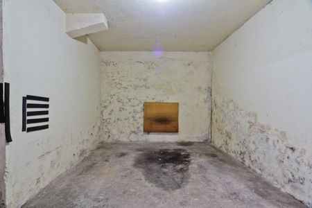 Casa à venda com 130m², 3 quartos e 2 vagas Casa à venda com 130m², 3 quartos e 2 vagasÁrea externa